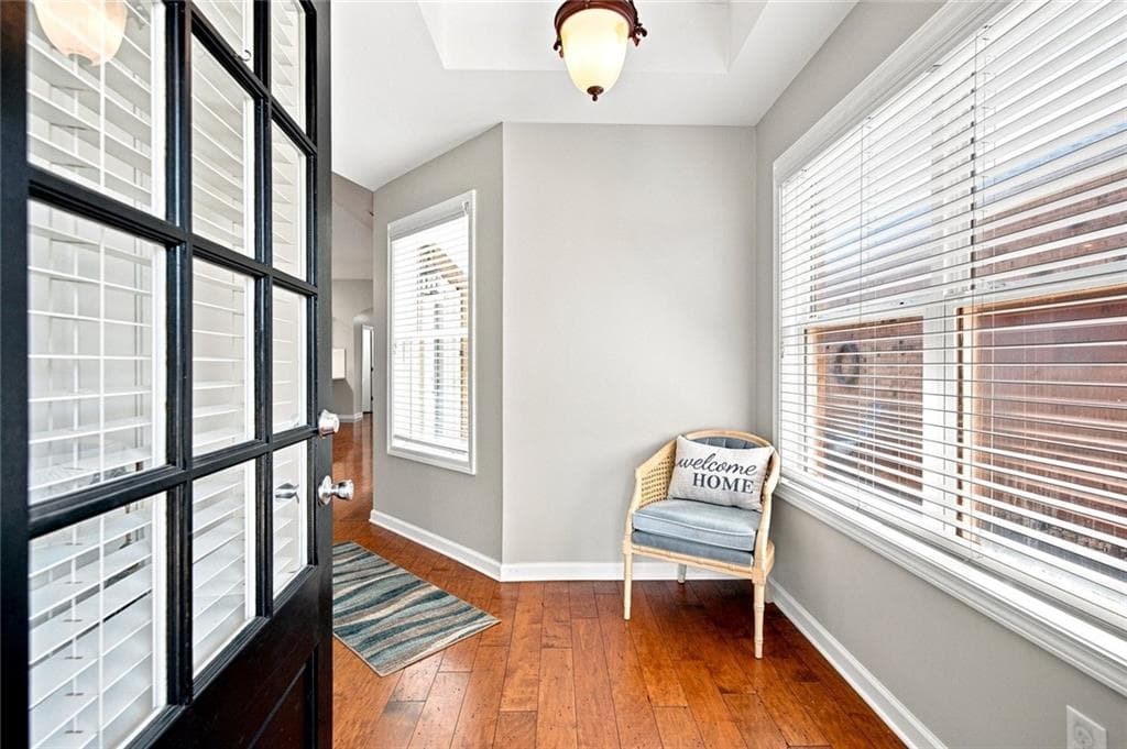 2 bedroom, 2 bathroom, 1,676 sq ft single family residence for sale at 131 Countryside Court, Woodstock, GA 30189 — photo 6