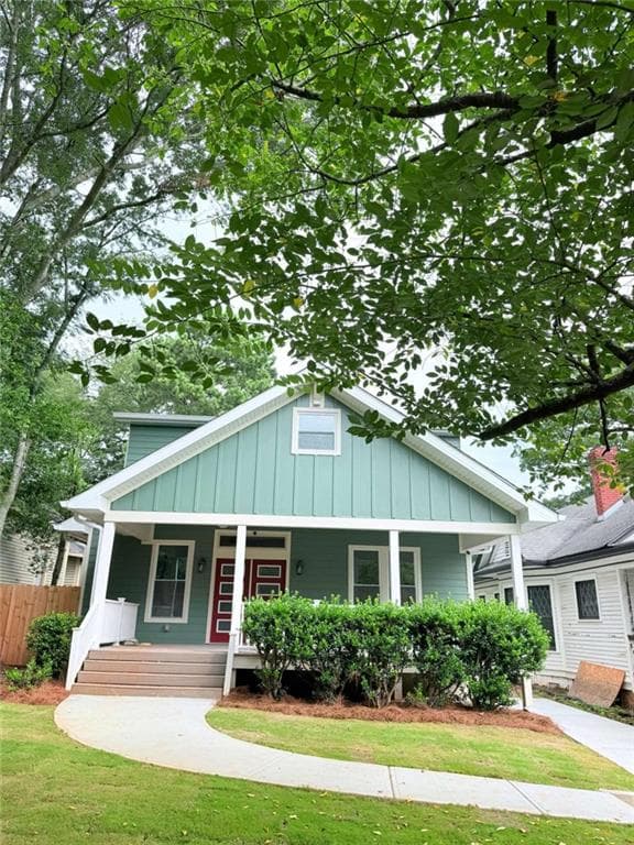 5 bedroom, 4 bathroom, 2,800 sq ft single family residence for sale at 417 W Howard Avenue, Decatur, GA 30030 — photo 3