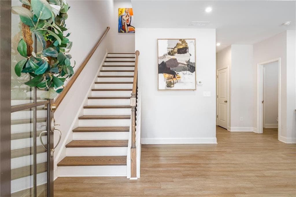 3 bedroom, 4 bathroom, 2,520 sq ft townhouse for sale at 3460 Hardy Street, Duluth, GA 30096 — photo 3