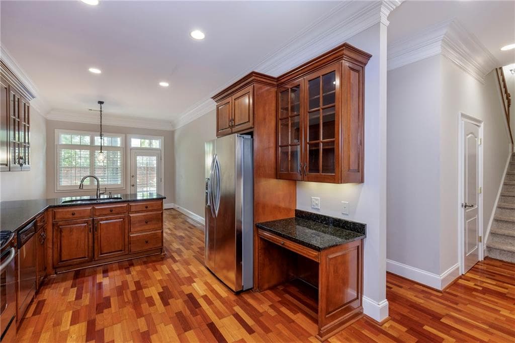 3 bedroom, 4 bathroom, 2,843 sq ft townhouse for sale at 8720 Parker Place, Roswell, GA 30076 — photo 9