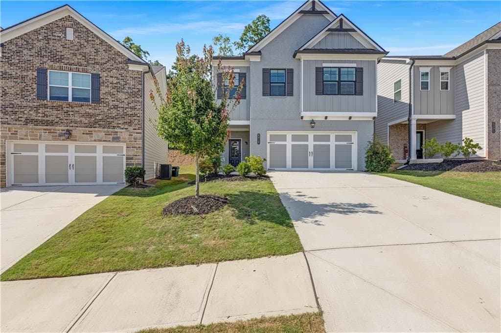 4 bedroom, 3 bathroom, 2,404 sq ft single family residence for sale at 5317 Fox Hill Lane, Oakwood, GA 30566 — photo 2