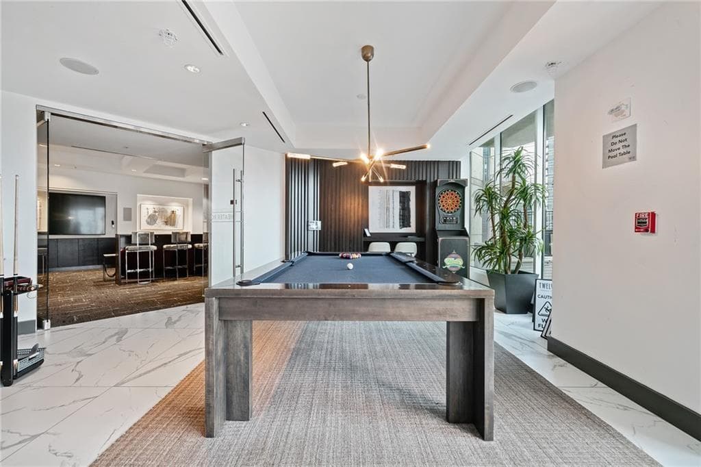 1 bedroom, 1 bathroom, 729 sq ft condominium for sale at 400 W Peachtree Street 3115, Atlanta, GA 30308 — photo 4