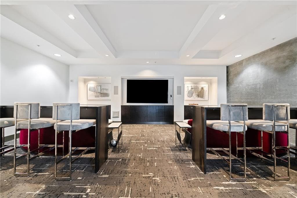 1 bedroom, 1 bathroom, 729 sq ft condominium for sale at 400 W Peachtree Street 3115, Atlanta, GA 30308 — photo 6