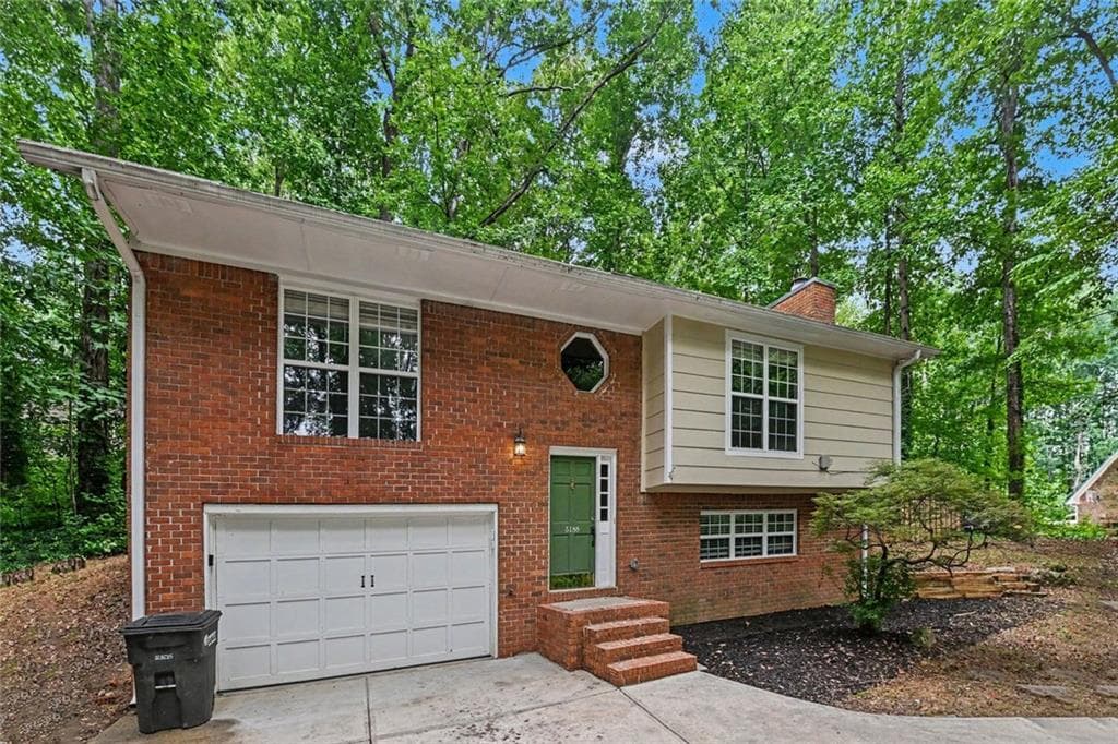 3 bedroom, 3 bathroom, 1,862 sq ft single family residence for sale at 5188 2 Branches Court, Mableton, GA 30126 — photo 3