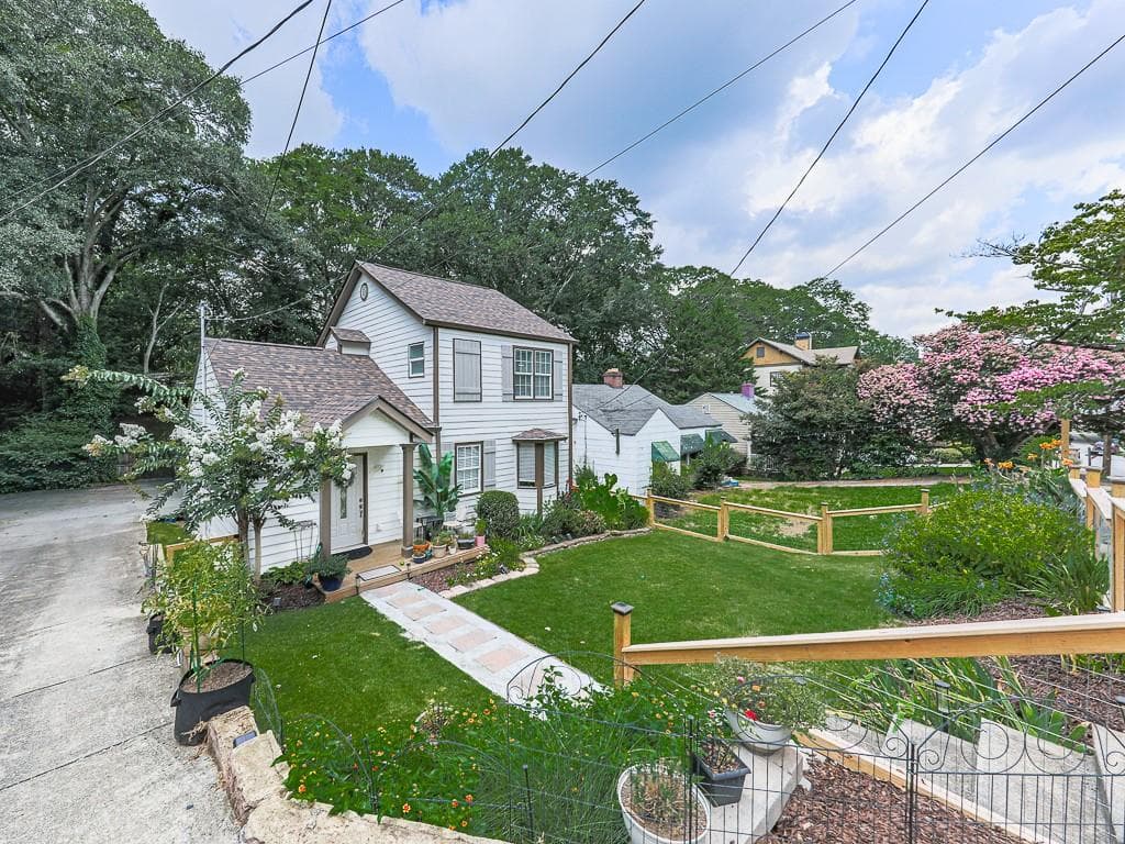 3 bedroom, 2 bathroom, 1,410 sq ft single family residence under contract at 491 Blake Avenue, Atlanta, GA 30316 — photo 3