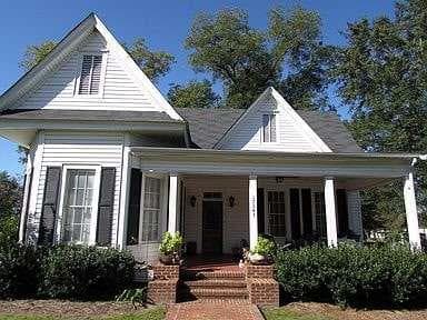 3 bedroom, 2 bathroom, 2,683 sq ft single family residence for sale at 17343 S Highland Avenue, Arlington, GA 39813 — photo 1 of 1