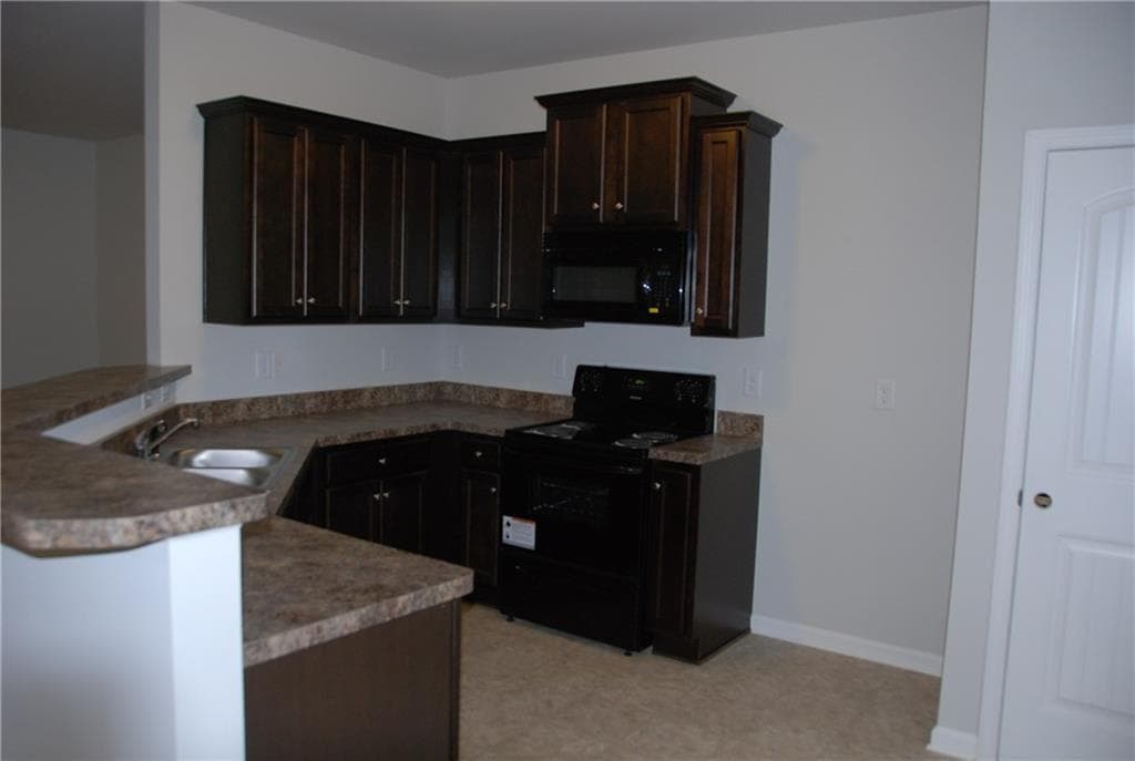 3 bedroom, 3 bathroom, 1,584 sq ft townhouse for rent at 258 Valley Crossing 112, Canton, GA 30114 for $1,795 a month — photo 9