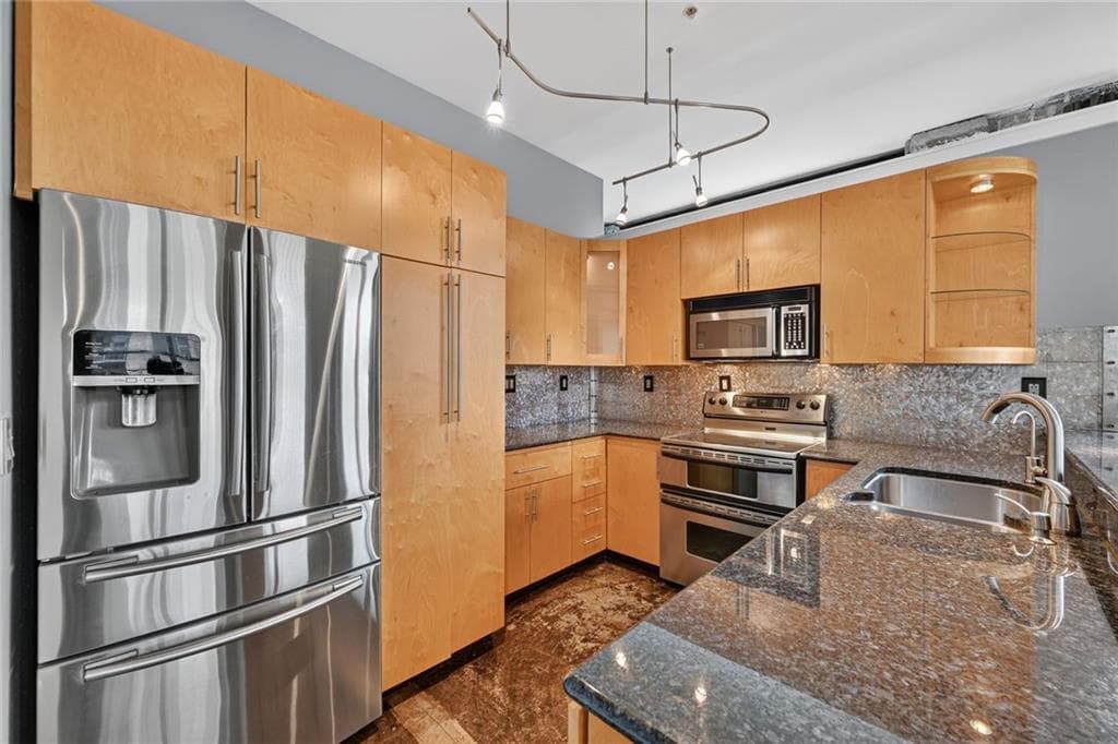 2 bedroom, 2 bathroom, 1,314 sq ft condominium for sale at 800 Peachtree Street 8615, Atlanta, GA 30308 — photo 6