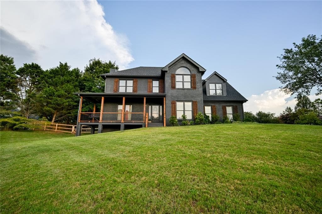 4 bedroom, 3 bathroom, 2,238 sq ft single family residence under contract at 1940 Harvest Way, Loganville, GA 30052 — photo 7