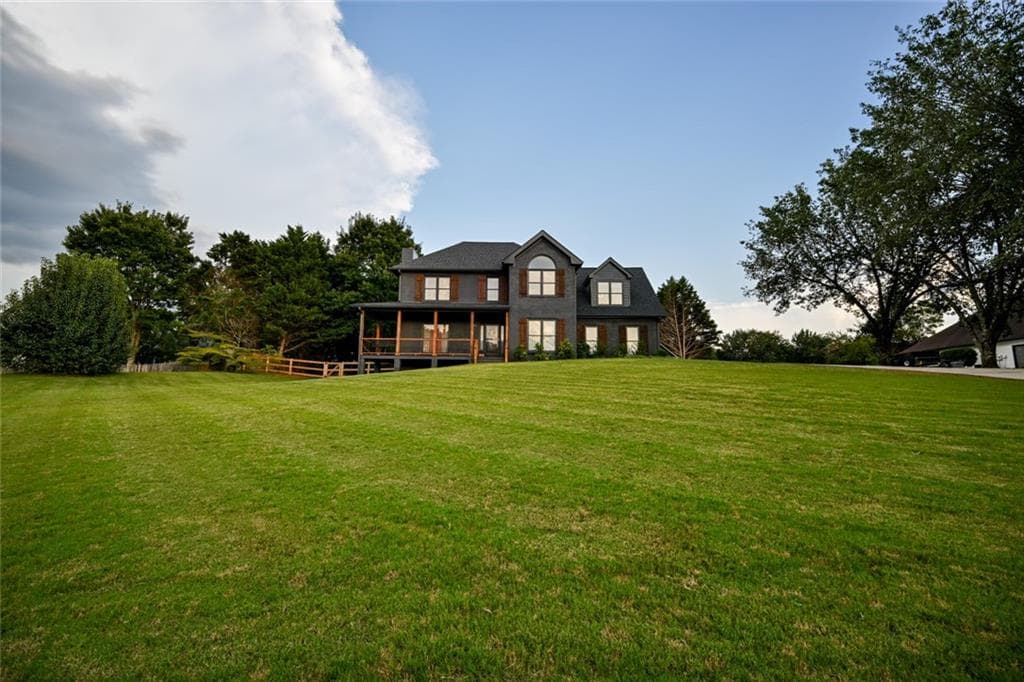 4 bedroom, 3 bathroom, 2,238 sq ft single family residence under contract at 1940 Harvest Way, Loganville, GA 30052 — photo 8
