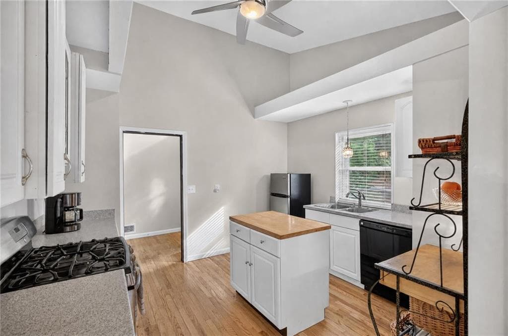 5 bedroom, 3 bathroom, 3,284 sq ft single family residence for sale at 6715 Live Oak Lane, Douglasville, GA 30135 — photo 6