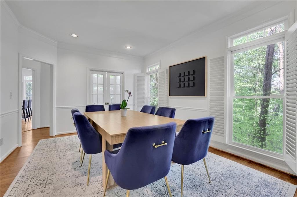 3 bedroom, 4 bathroom, 2,744 sq ft townhouse for sale at 2588 Oakwood Way, Smyrna, GA 30080 — photo 10
