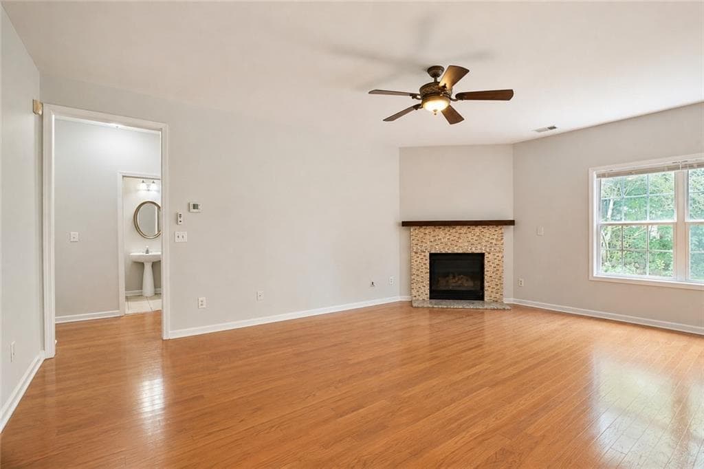 4 bedroom, 3 bathroom, 2,628 sq ft single family residence for sale at 3820 Devenwood Way, Buford, GA 30519 — photo 8