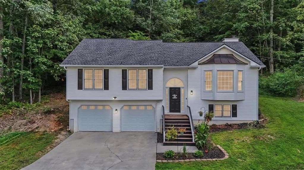 4 bedroom, 2 bathroom, 1,492 sq ft single family residence for sale at 58 Willow Bend Drive, Cartersville, GA 30121