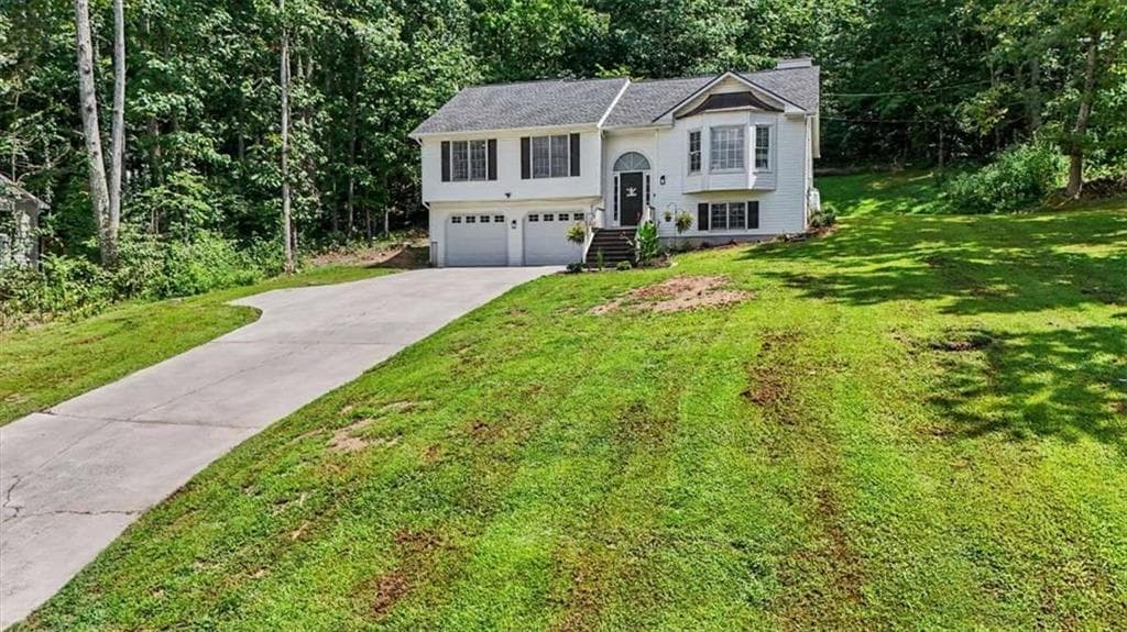 4 bedroom, 2 bathroom, 1,492 sq ft single family residence for sale at 58 Willow Bend Drive, Cartersville, GA 30121 — photo 4