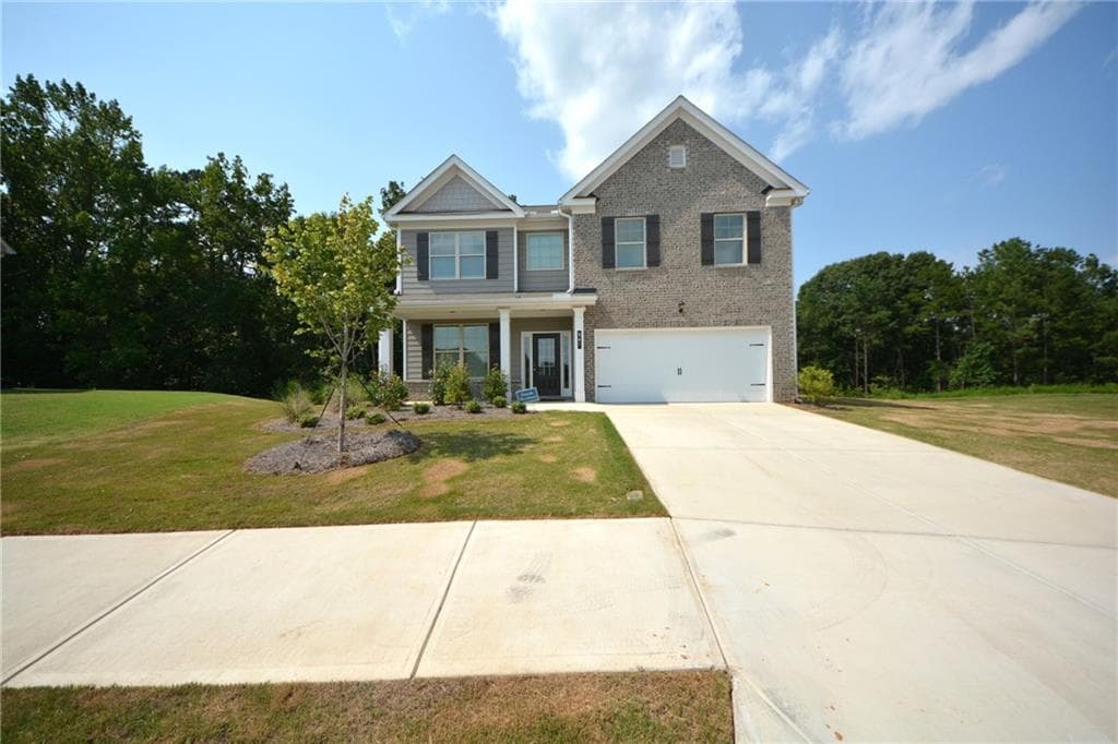 5 bedroom, 4 bathroom, 2,562 sq ft single family residence for rent at 547 Hellen Valley Drive, Braselton, GA 30517 for $2,550 a month — photo 2