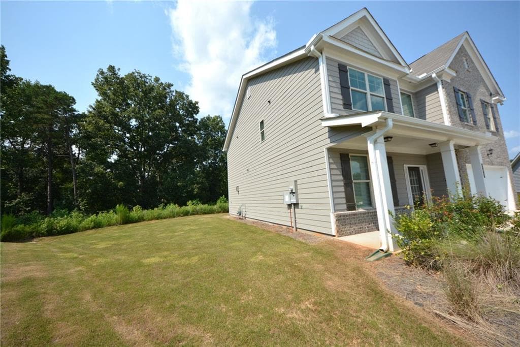 5 bedroom, 4 bathroom, 2,562 sq ft single family residence for rent at 547 Hellen Valley Drive, Braselton, GA 30517 for $2,550 a month — photo 4
