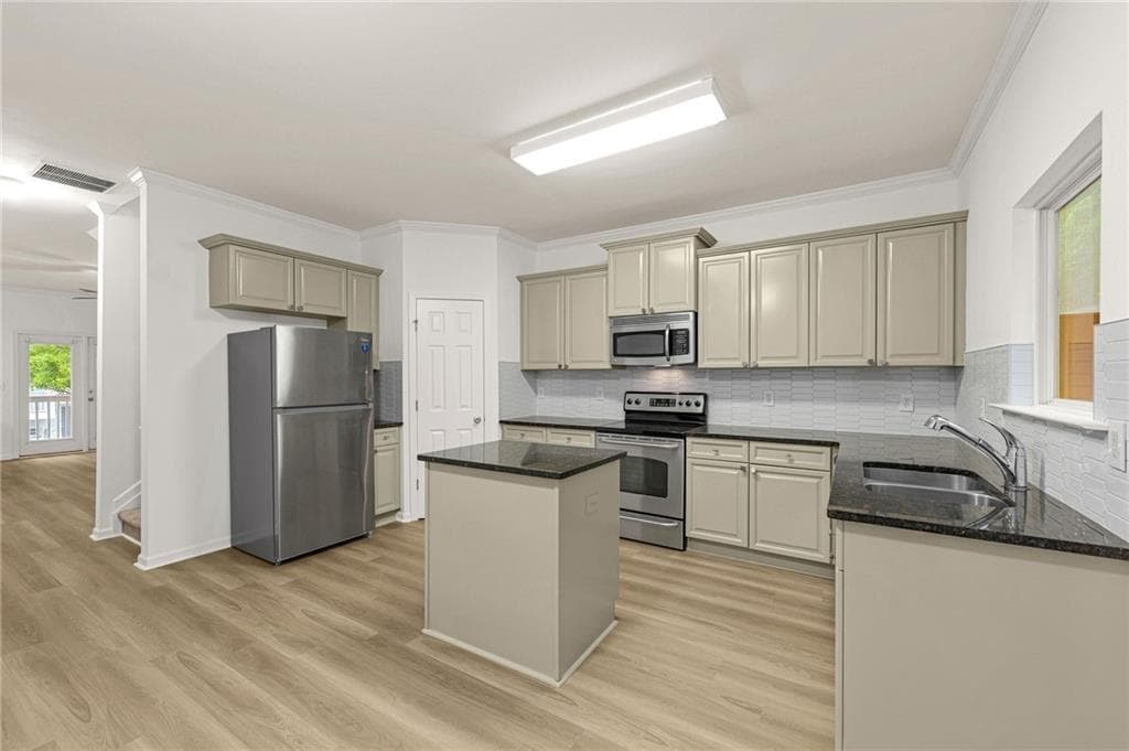 3 bedroom, 4 bathroom, 1,326 sq ft townhouse for sale at 1488 Liberty Parkway 2202, Atlanta, GA 30318 — photo 8