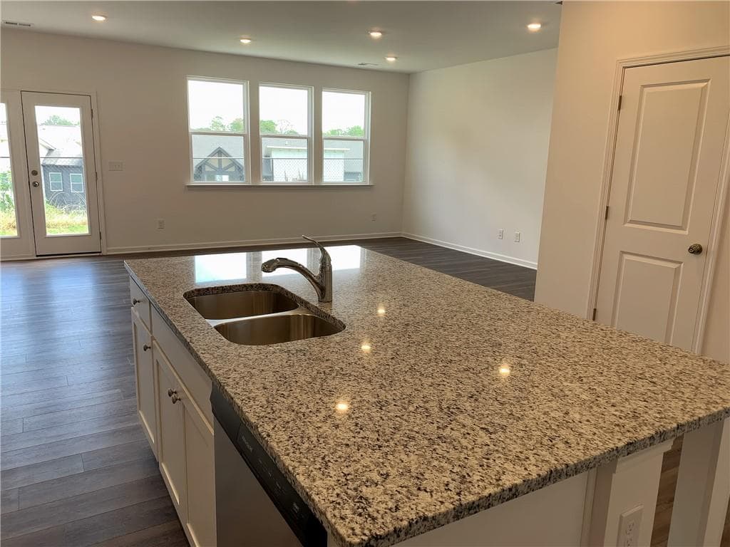 3 bedroom, 3 bathroom, 1,831 sq ft townhouse for rent at 162 Mission Boulevard, Pendergrass, GA 30567 for $2,000 a month — photo 7