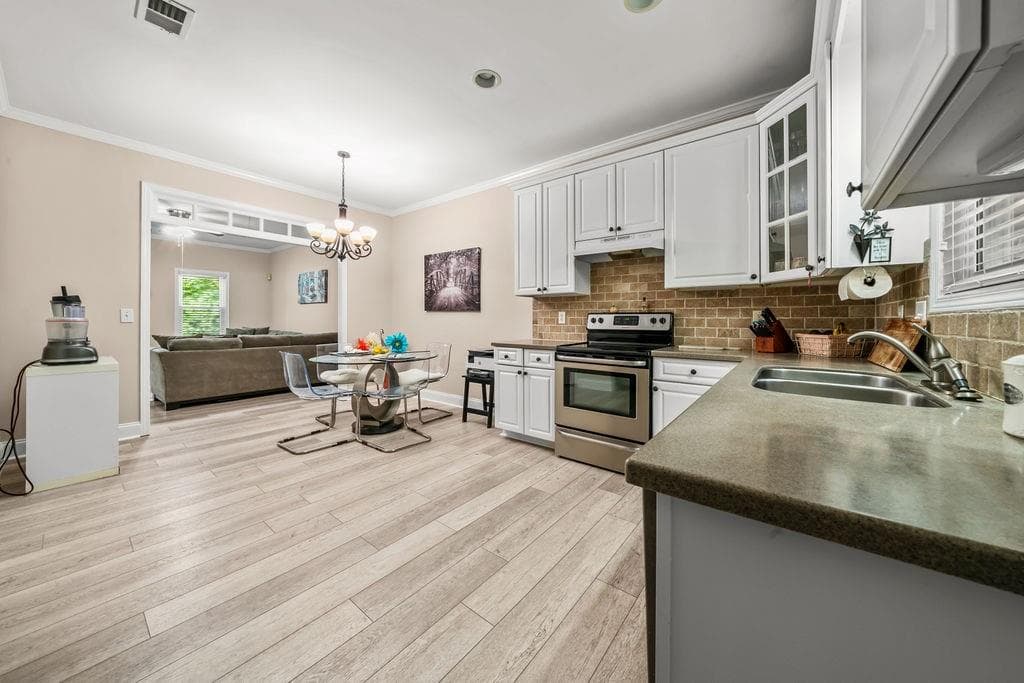2 bedroom, 2 bathroom, 1,272 sq ft condominium under contract at 612 Manor Way, Cartersville, GA 30120 — photo 10