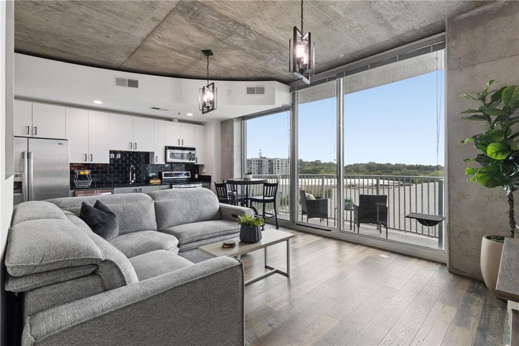 1 bedroom, 1 bathroom, 746 sq ft condominium for sale at 361 17th Street 704, Atlanta, GA 30363