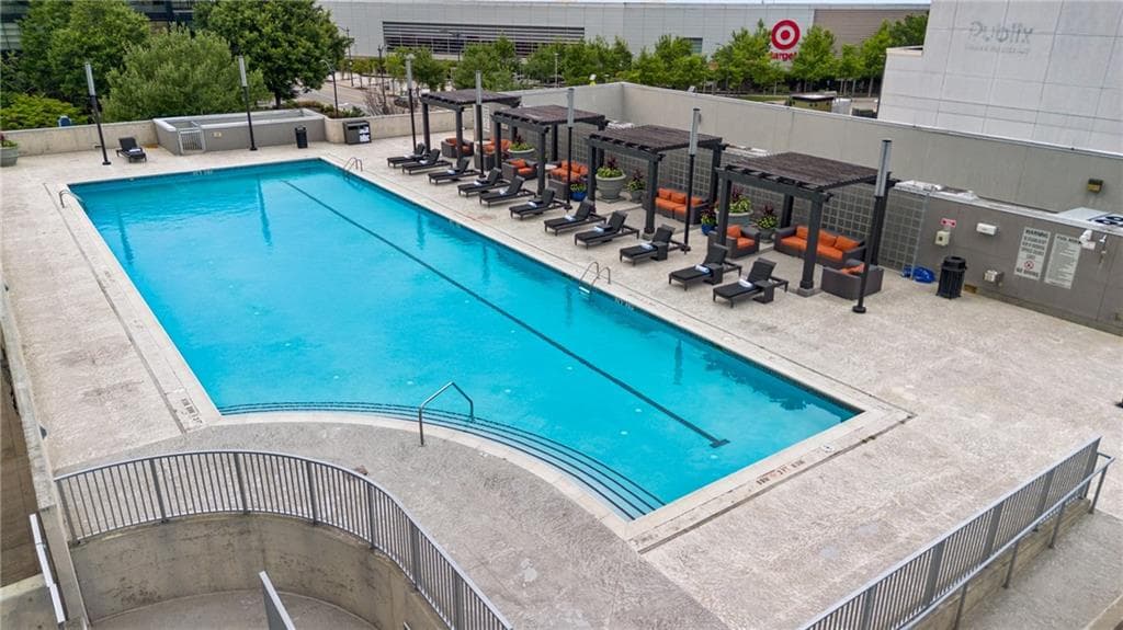 1 bedroom, 1 bathroom, 746 sq ft condominium for sale at 361 17th Street 704, Atlanta, GA 30363 — photo 4