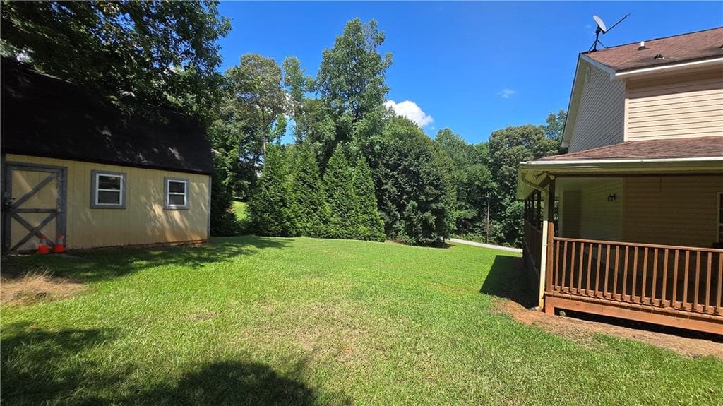 3 bedroom, 3 bathroom, 1,509 sq ft single family residence for sale at 161 Sullivan Drive, Homer, GA 30547 — photo 4
