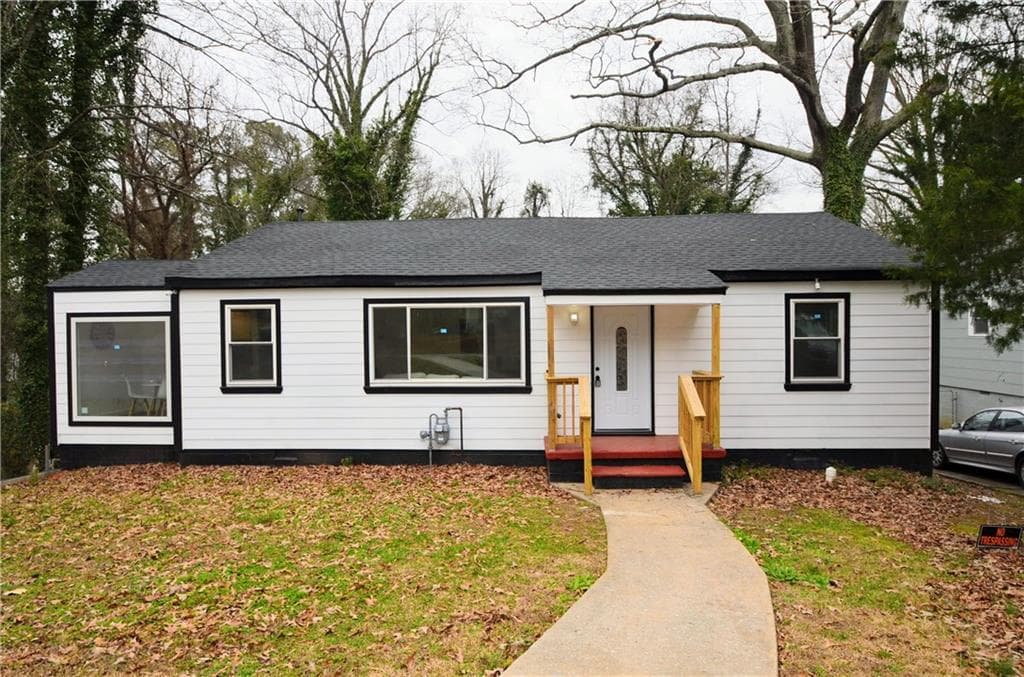 3 bedroom, 2 bathroom, 1,160 sq ft single family residence for rent at 1350 Kenilworth Drive, Atlanta, GA 30310 for $2,000 a month — photo 1 of 13