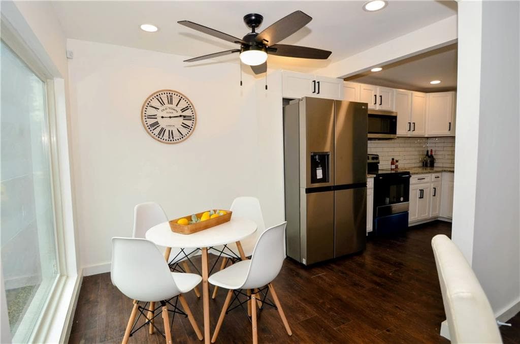 3 bedroom, 2 bathroom, 1,160 sq ft single family residence for rent at 1350 Kenilworth Drive, Atlanta, GA 30310 for $2,000 a month — photo 3