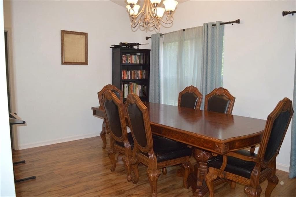 3 bedroom, 4 bathroom, 1,983 sq ft townhouse for sale at 1473 Knights Trail, Stone Mountain, GA 30083 — photo 6