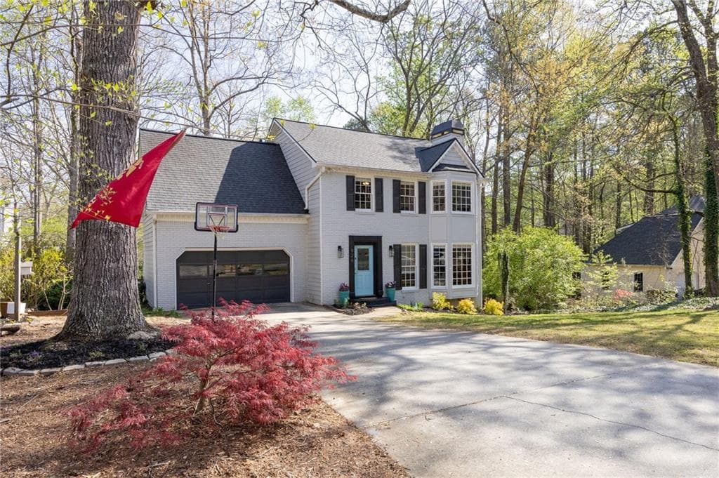 4 bedroom, 3 bathroom, 1,842 sq ft single family residence under contract at 926 W Mill Trace, Kennesaw, GA 30152 — photo 3