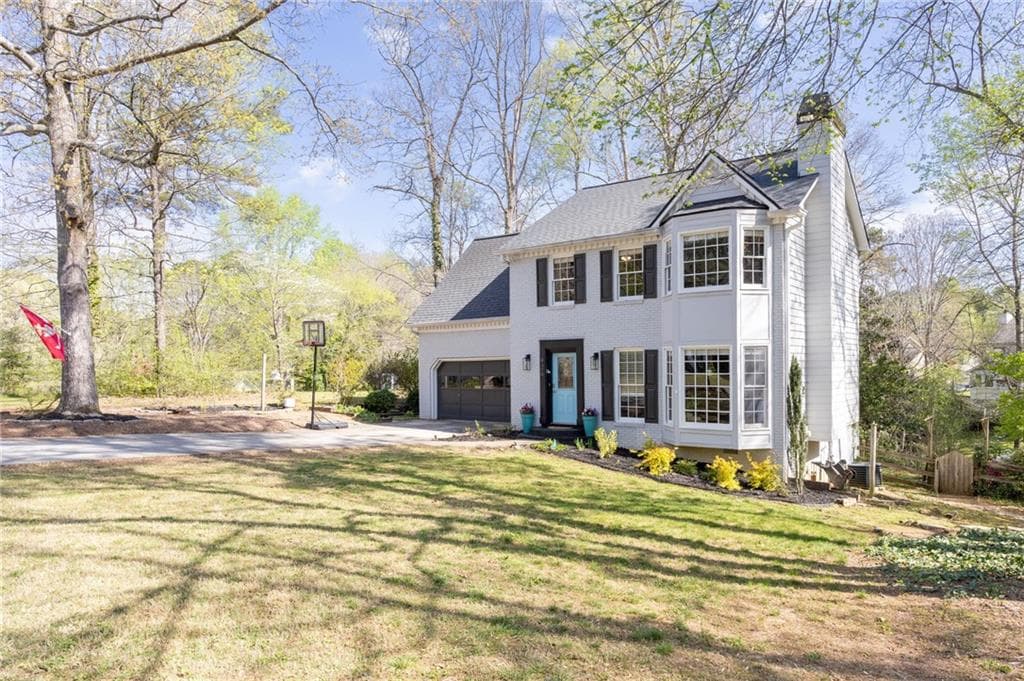 4 bedroom, 3 bathroom, 1,842 sq ft single family residence under contract at 926 W Mill Trace, Kennesaw, GA 30152 — photo 4