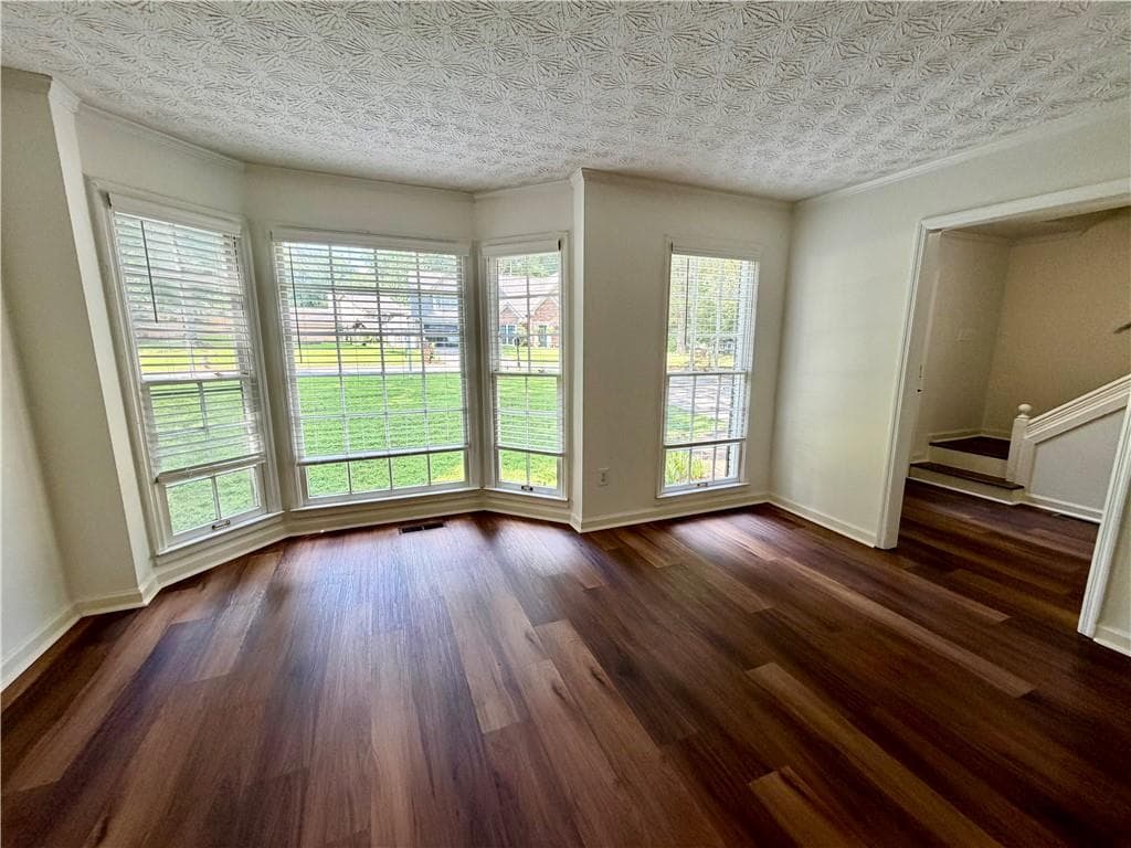 4 bedroom, 3 bathroom, 1,842 sq ft single family residence under contract at 926 W Mill Trace, Kennesaw, GA 30152 — photo 10