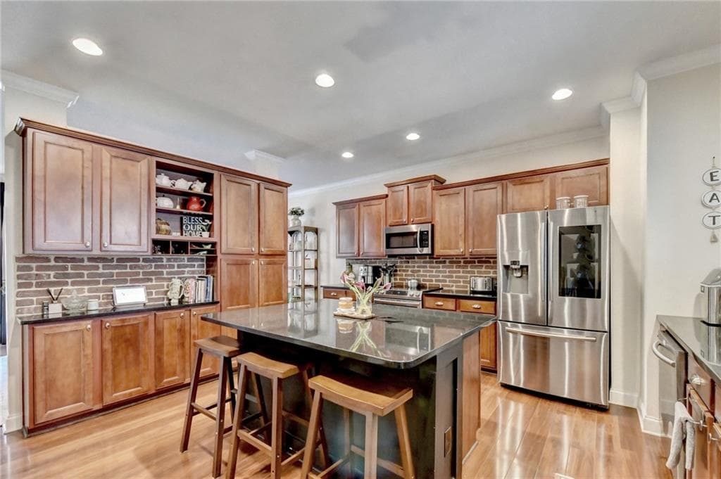 3 bedroom, 4 bathroom, 2,253 sq ft townhouse for sale at 2797 Laurel Valley Trail, Buford, GA 30519 — photo 4