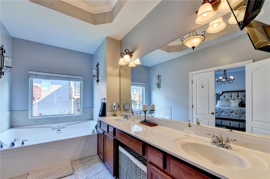 3 bedroom, 4 bathroom, 2,253 sq ft townhouse for sale at 2797 Laurel Valley Trail, Buford, GA 30519 — photo 10