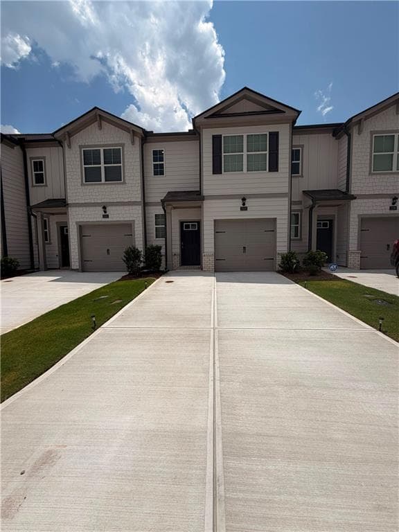 3 bedroom, 3 bathroom townhouse for rent at 2300 Jamin Bend #26, Lithonia, GA 30058 for $2,350 a month — photo 2