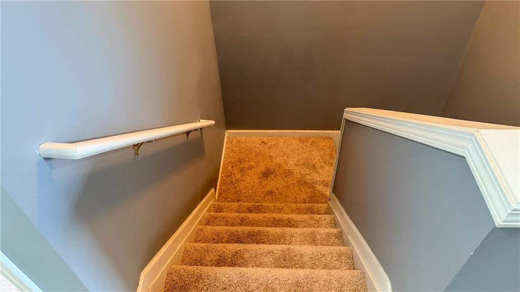 3 bedroom, 3 bathroom, 1,556 sq ft single family residence under contract at 2416 Black Forest Drive, Conyers, GA 30012 — photo 10