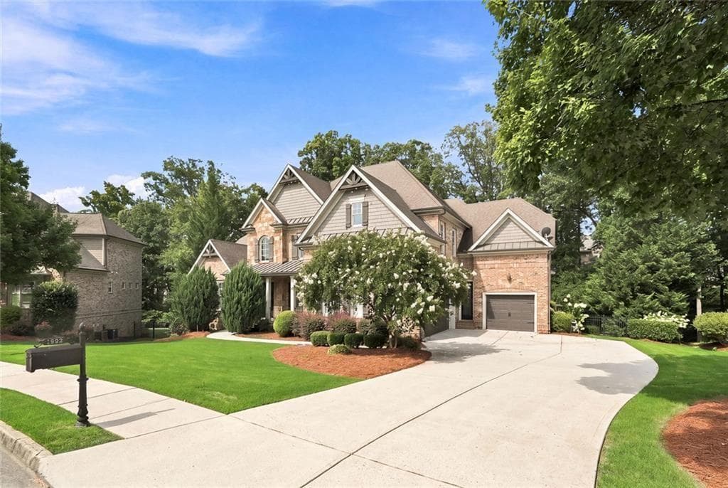 5 bedroom, 6 bathroom, 6,865 sq ft single family residence for sale at 1992 Stonewater Court, Hoschton, GA 30548 — photo 3
