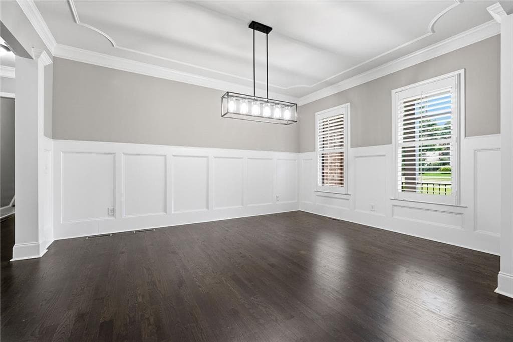 5 bedroom, 6 bathroom, 6,865 sq ft single family residence for sale at 1992 Stonewater Court, Hoschton, GA 30548 — photo 7