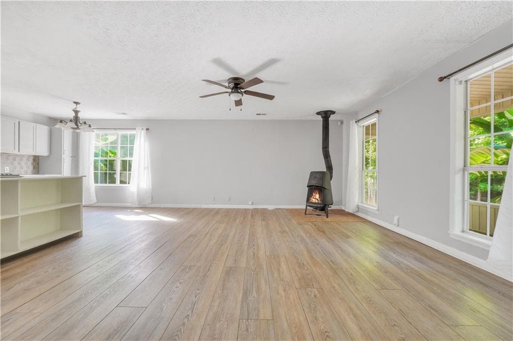 3 bedroom, 3 bathroom, 2,160 sq ft single family residence for sale at 376 Doe Lane, Mansfield, GA 30055 — photo 7