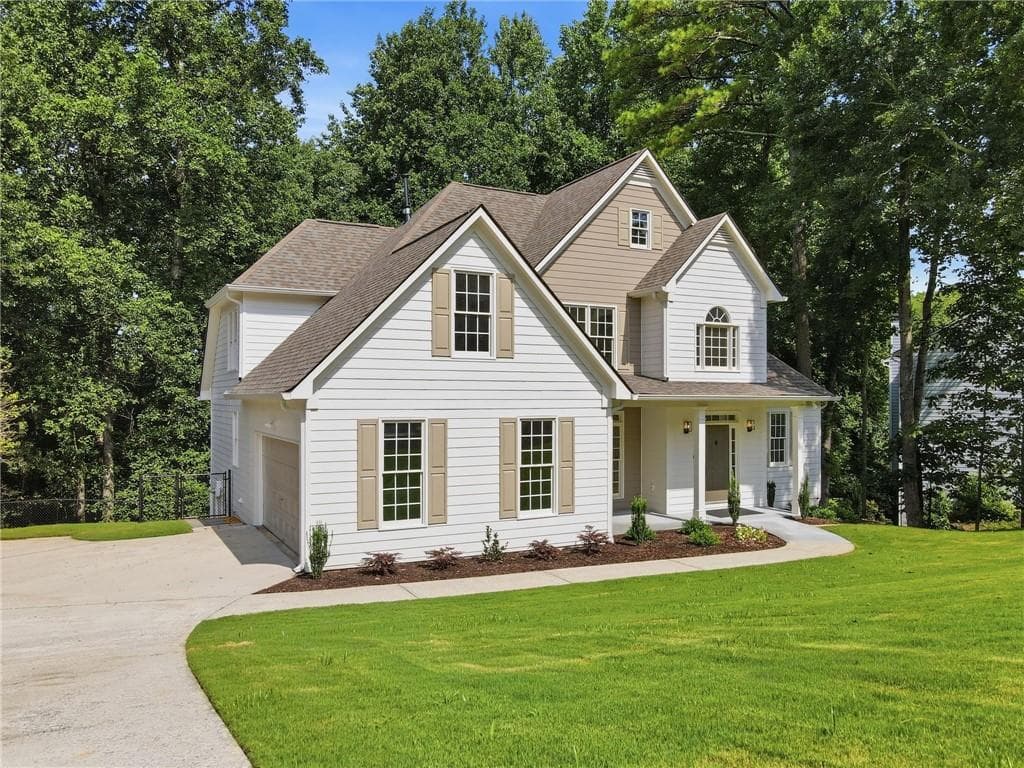 6 bedroom, 4 bathroom, 3,349 sq ft single family residence for sale at 9370 Eagles Landing Drive, Gainesville, GA 30506 — photo 2