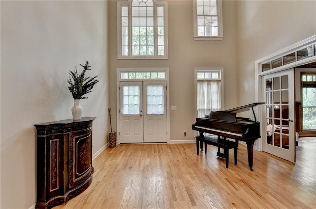 5 bedroom, 5 bathroom, 5,613 sq ft single family residence for sale at 5283 Whitehaven Park Lane, Mableton, GA 30126 — photo 7