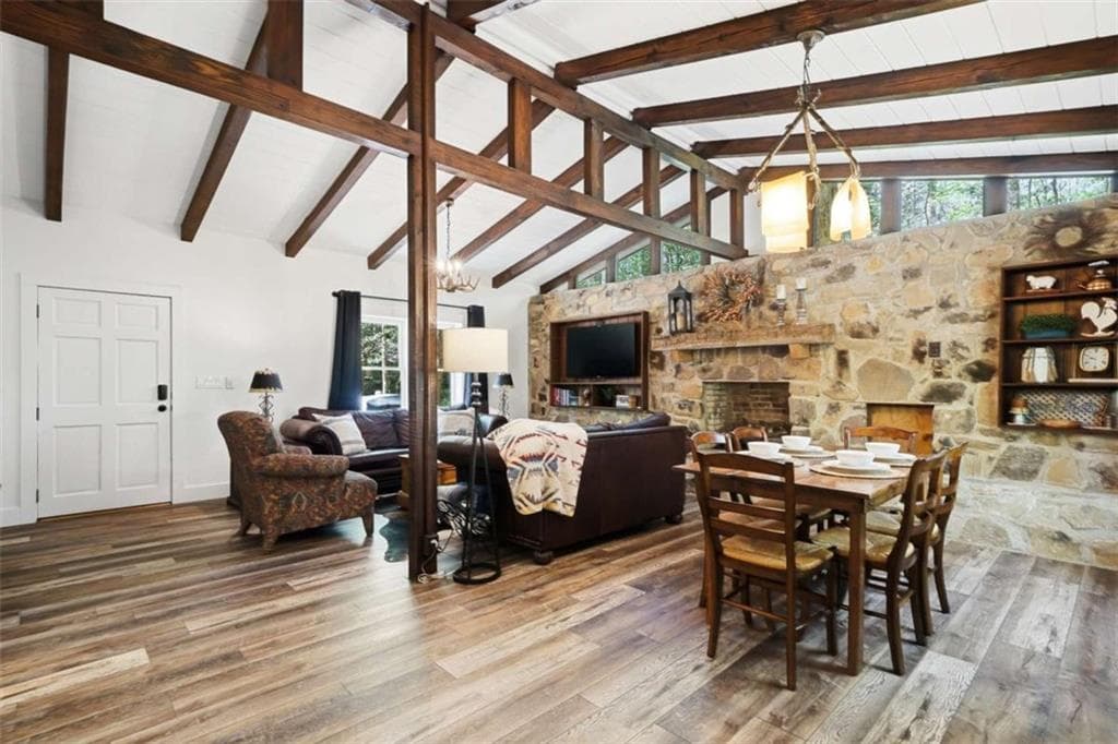 2 bedroom, 1 bathroom, 960 sq ft single family residence for sale at 10758 Chatsworth Highway, Ellijay, GA 30540 — photo 8