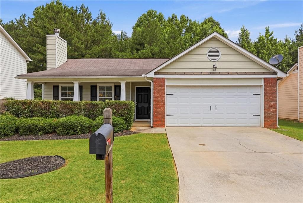 3 bedroom, 2 bathroom, 1,397 sq ft single family residence under contract at 175 Summerbrook Road, Braselton, GA 30517