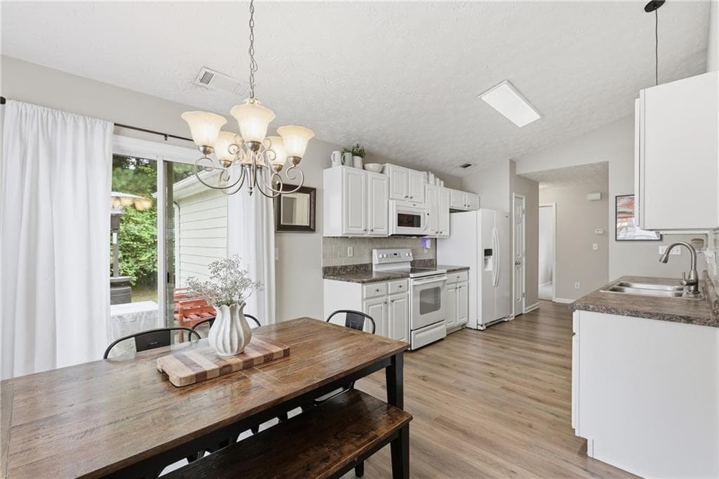 3 bedroom, 2 bathroom, 1,397 sq ft single family residence under contract at 175 Summerbrook Road, Braselton, GA 30517 — photo 7