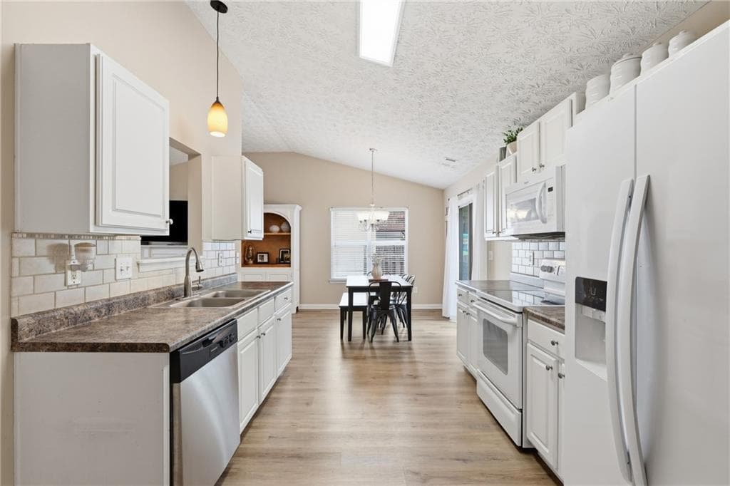 3 bedroom, 2 bathroom, 1,397 sq ft single family residence under contract at 175 Summerbrook Road, Braselton, GA 30517 — photo 9