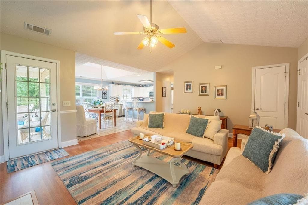 3 bedroom, 2 bathroom, 1,538 sq ft single family residence for sale at 329 Tallassee Lane, Statham, GA 30666 — photo 9