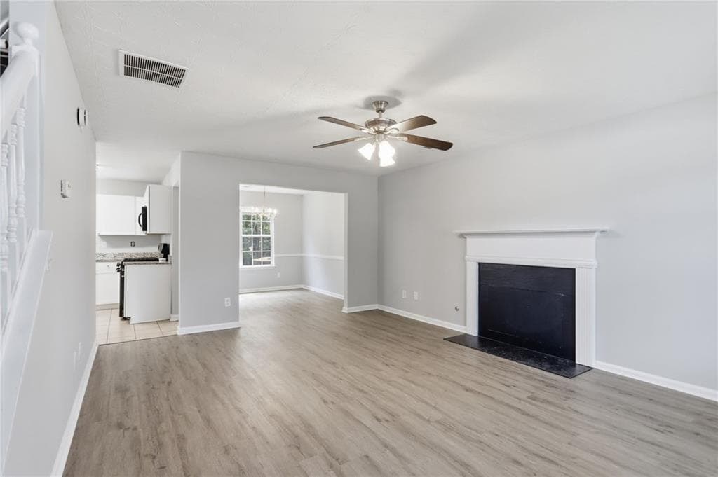 4 bedroom, 3 bathroom, 1,938 sq ft single family residence for sale at 2545 Carolina Ridge, Riverdale, GA 30296 — photo 10