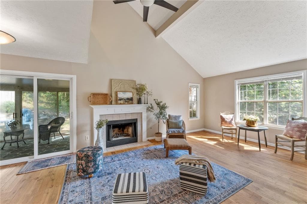 3 bedroom, 2 bathroom, 1,300 sq ft townhouse under contract at 1047 Kennesborough Road, Kennesaw, GA 30144 — photo 5