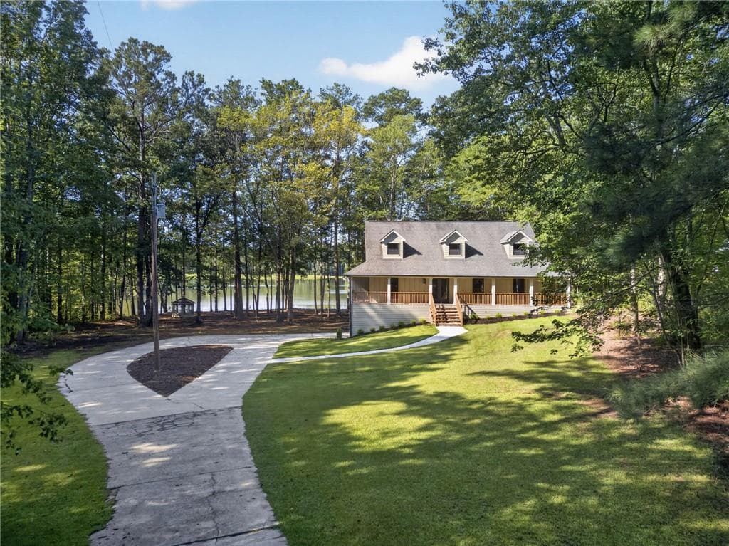 4 bedroom, 4 bathroom, 3,900 sq ft single family residence for sale at 341 TEEPEE Trail, Whitesburg, GA 30185 — photo 4